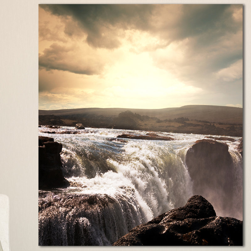 Reproduction de photo sur toile tendue, H 20 po x l 12 po x P 1po