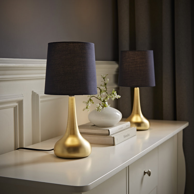 Akaysha Metal Table Lamp, Black