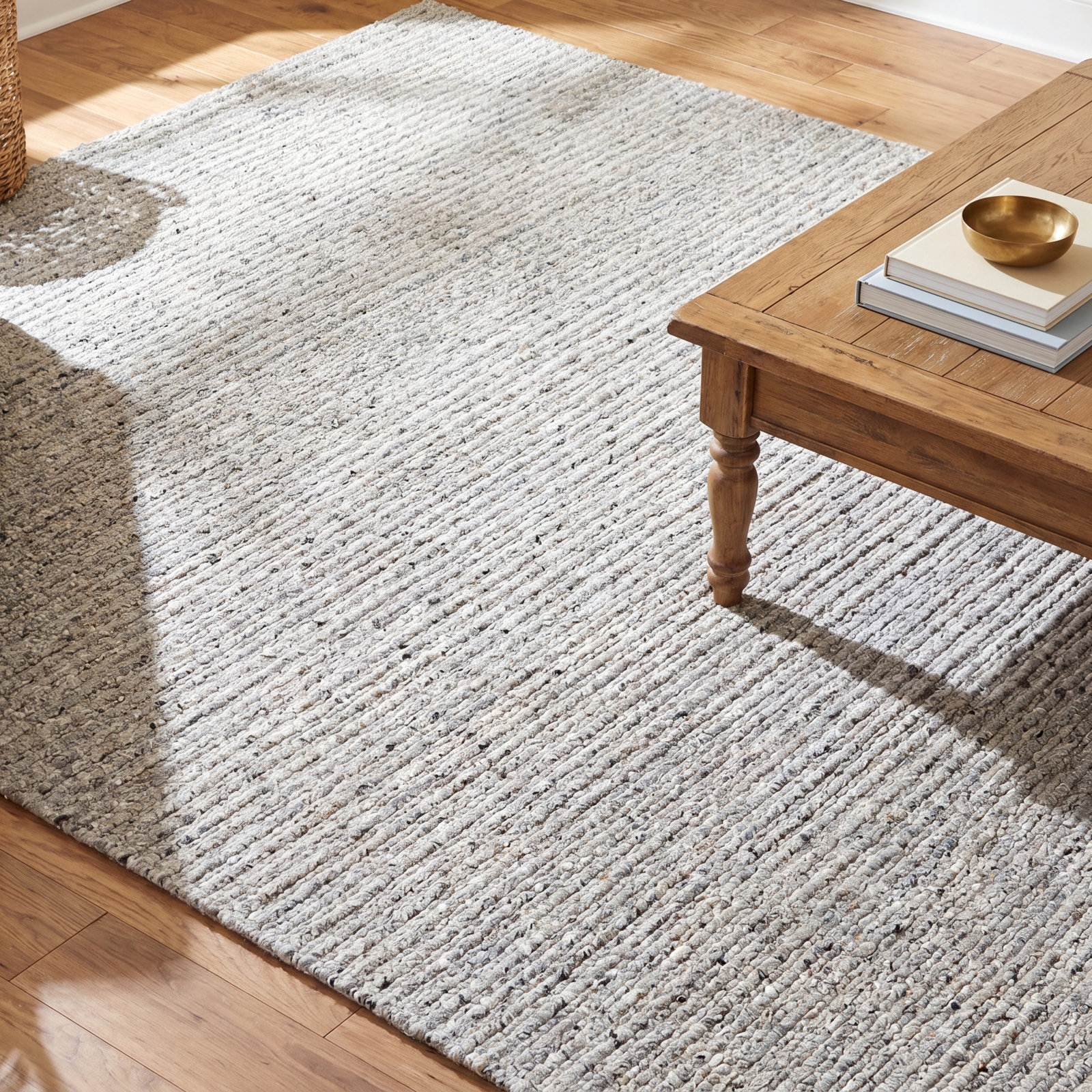 Joly Hand-Woven Gray Striped Rug, Rectangle 10' x 14', Gray