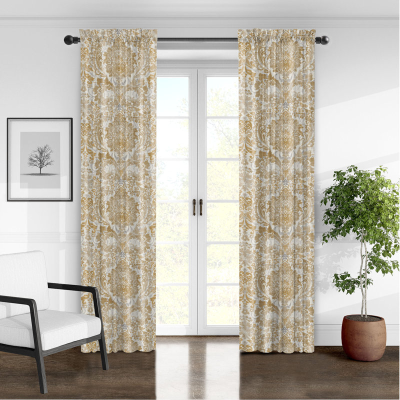 Savannah, 50" W x 84" L, Gold