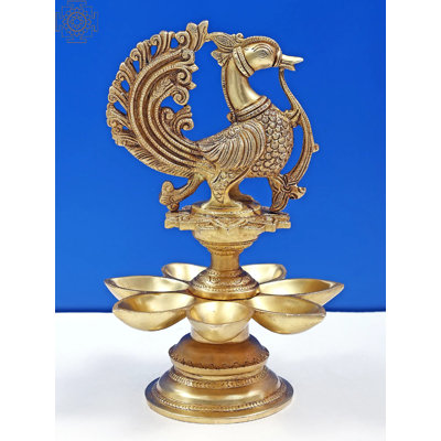 Figurines & Sculptures