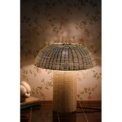Grande lampe en fer blanc