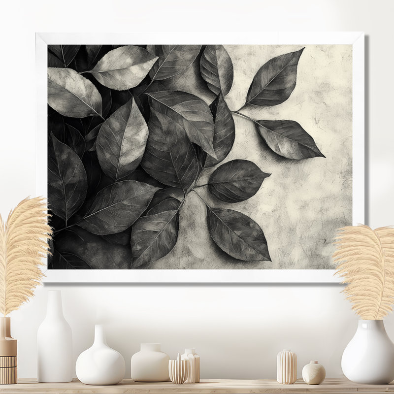 «Gray Rustling Autumn Leaves I» - art mural feuilles, H 30 po x l 40 po, Reproduction encadrée d'une seule photo sans pass
