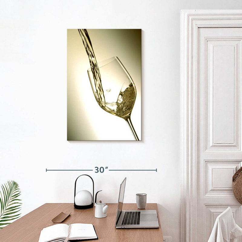 Yarlin White Wine Flow, 30" H x 20" W