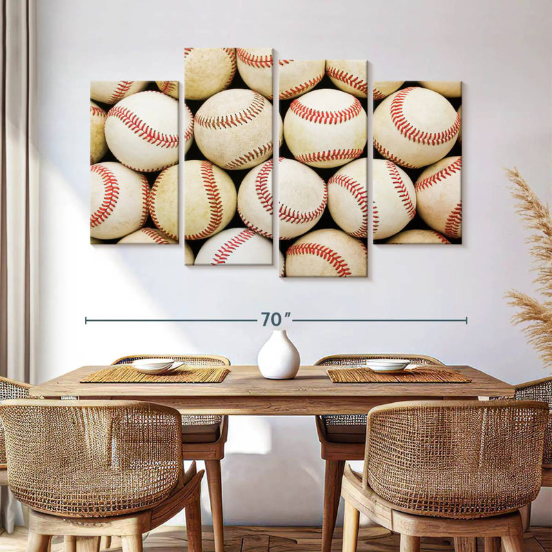 Aged baseballs Sireci, H 42 po x l 68 po