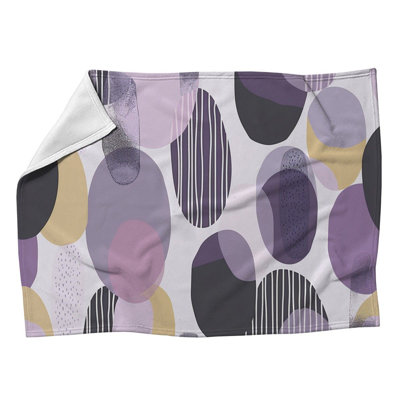 Floral Pattern Cool Fleece Throw Blanket for Sofas or Beds