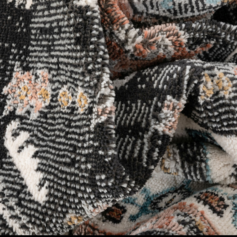 Indira Area Rug, Rectangle 160cm x 220cm