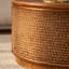 Table basse ronde en rotin avec couvercle relevable Boho