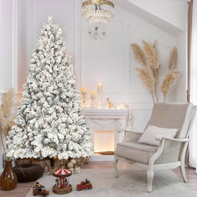 Arbre de Noël 7 pi avec 500 lumières UL et 45 pommes de pin naturelles - pointes en PVC enneigées, 1124 pointes, structure à charnières, support en métal stable, installation facile