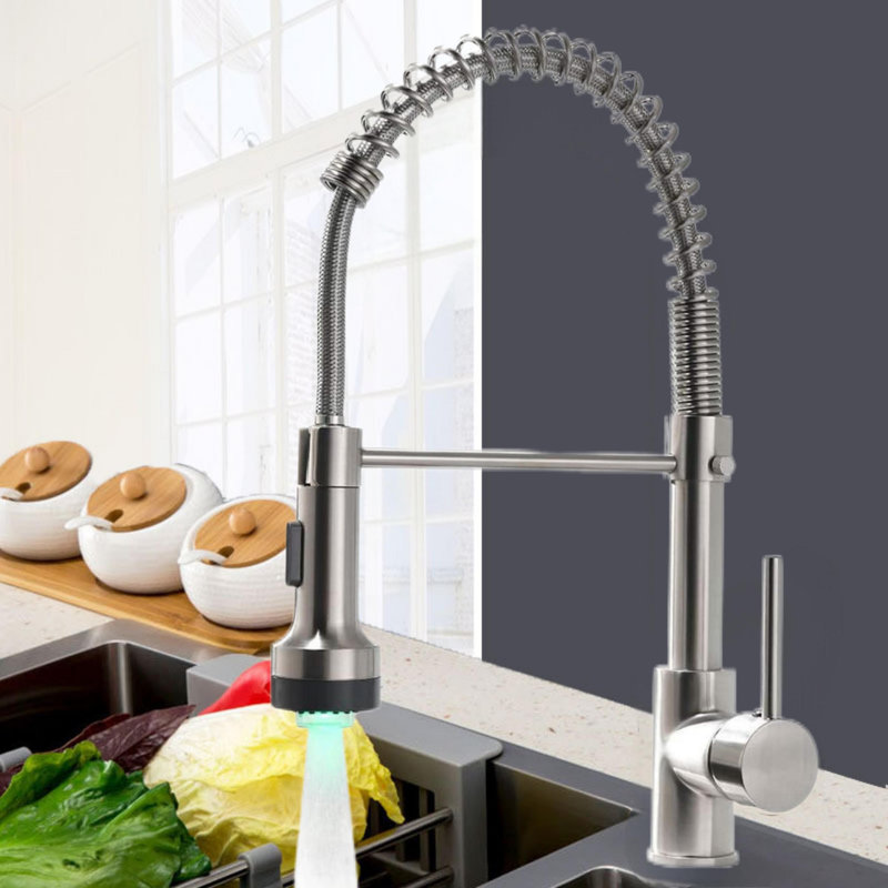 Robinet de cuisine à DEL avec douchette rétractable et robinet d'évier de cuisine à poignée simple 