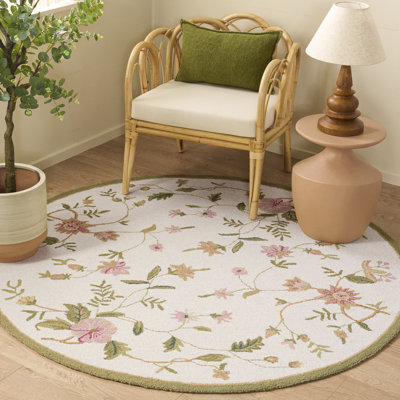 Kinchen Hand Hooked Wool Floral Rug
