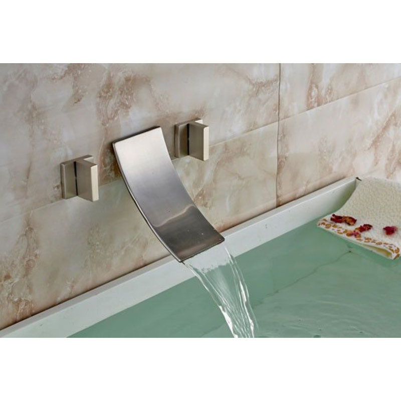 Polished brass kitchen faucet with flexible spout and classic design