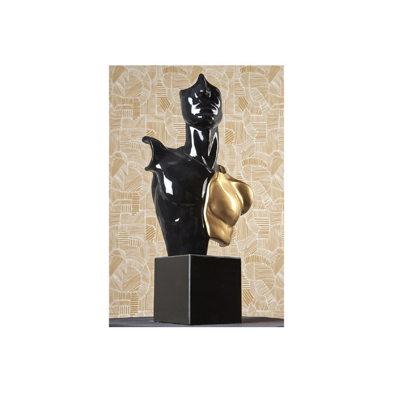 Stiller People Statue