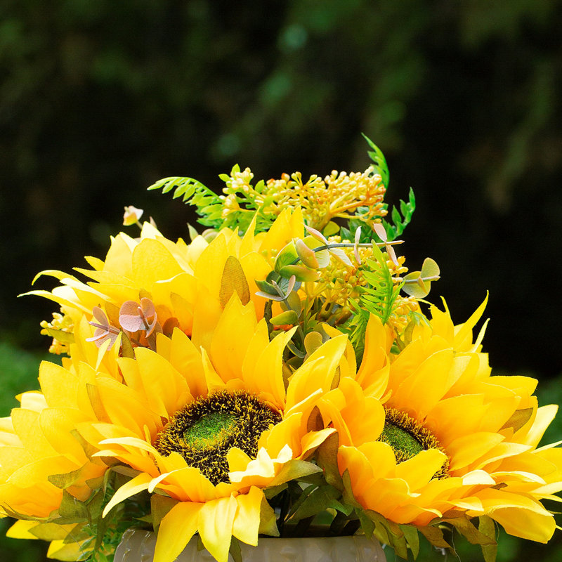 Arrangement floral en tournesol Lockett