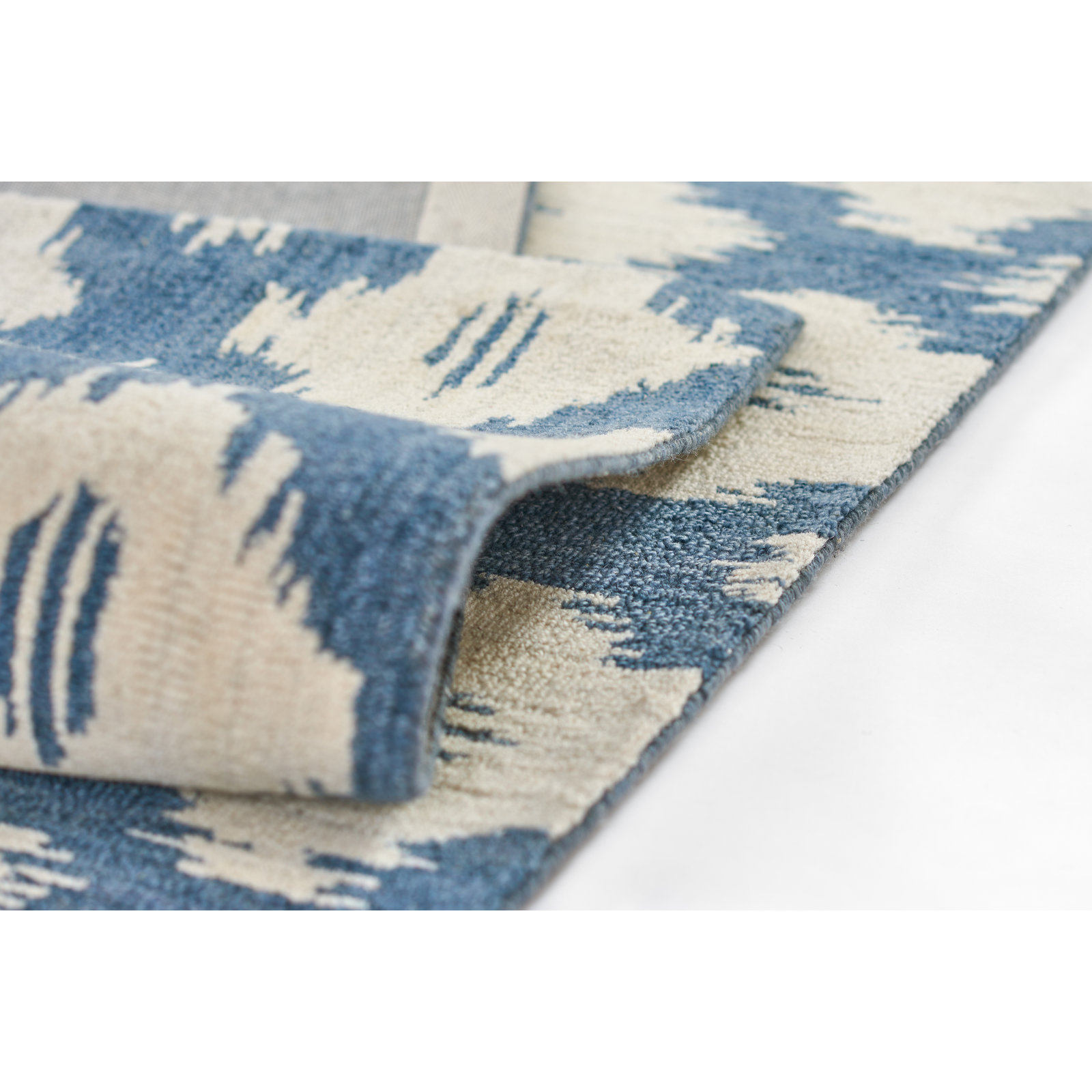 Juliet Slate Hand-Tufted Wool Rug, Rectangle 2' x 3'