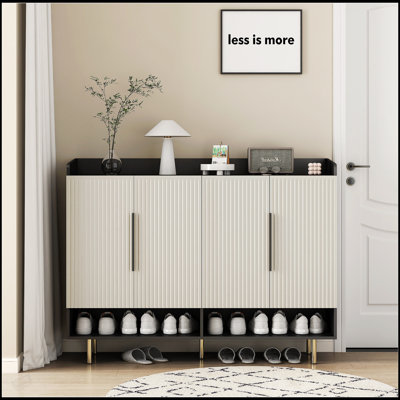 Élégante armoire à chaussures à 4 portes avec tablettes réglables pour le vestibule, le salon et la chambre à coucher, organisateur de rangement durable et peu encombrant.