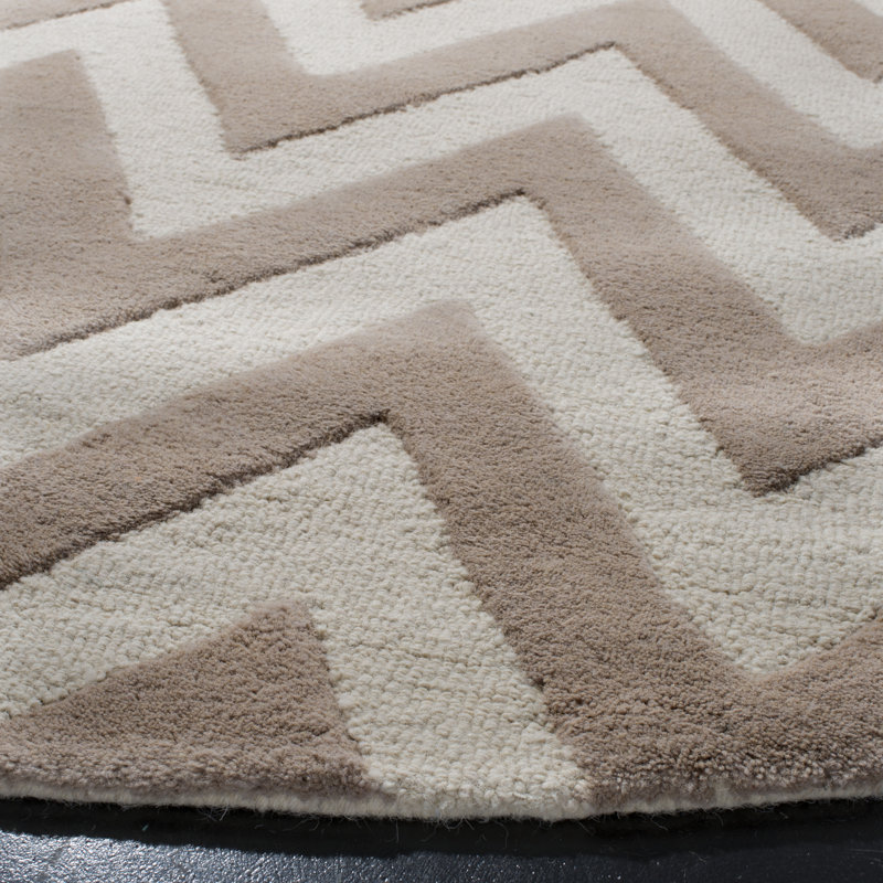 Sanyla Hand Tufted Wool Chevron Rug, Round 6'