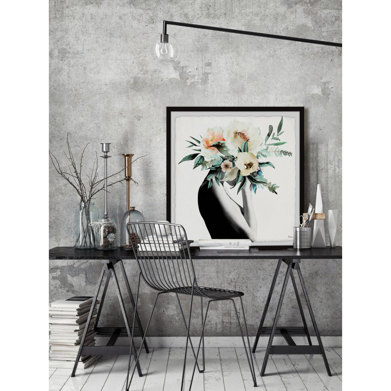 « mystérieux fleuri », impression encadrée, H 32 po x l 32 po x P 1,5 po