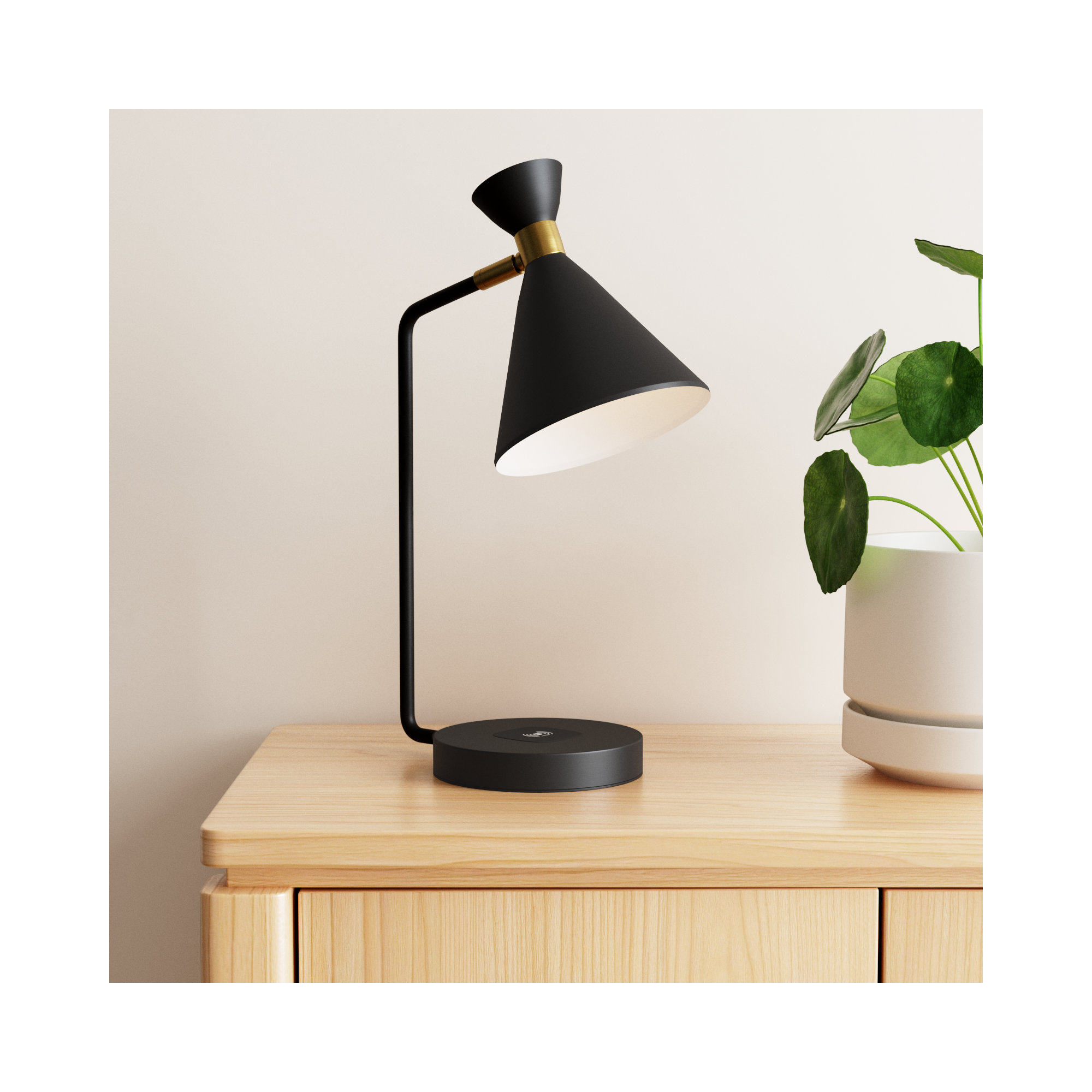 Hammond Metal USB Desk Lamp, Black/Antique Brass