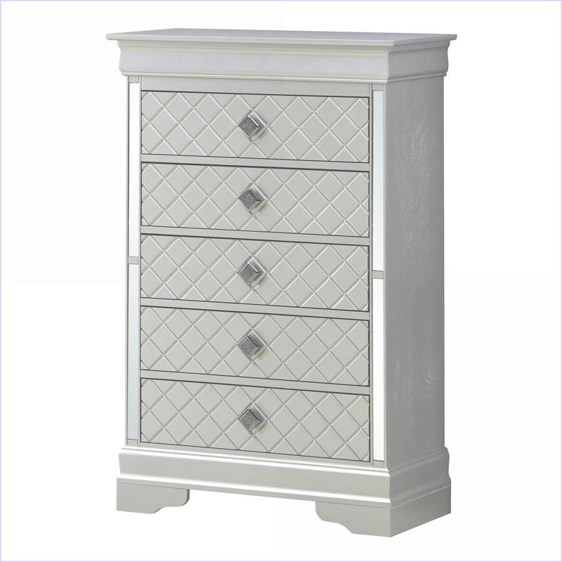 3D45347346F04CE4A313E769AAF49627, Silver