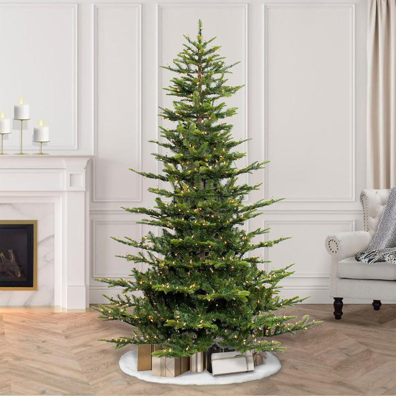 Sapin de Noël artificiel pré-éclairé mince Aspen | 200 lumières claires UL, base en métal