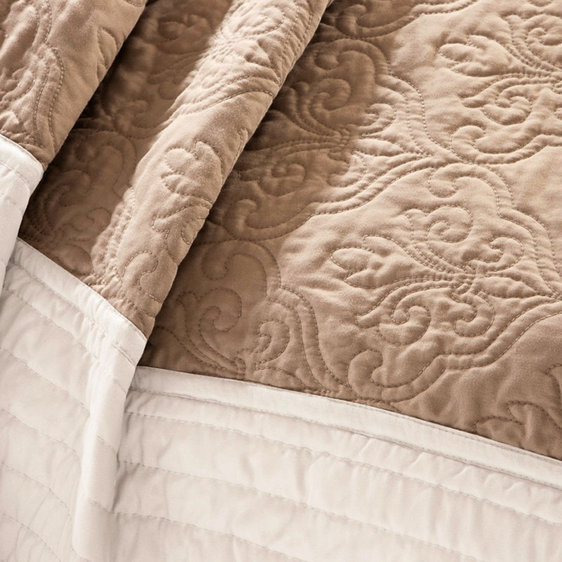 Courtepointe 7 pièces beige / double, motif médaillon avec taies décoratives européennes et coussins, grand / grand lavable en machine Colorfast, élégant