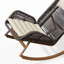 Chaise berçante en métal tissé en rotin