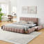 Grand lit tapissier-1386150271