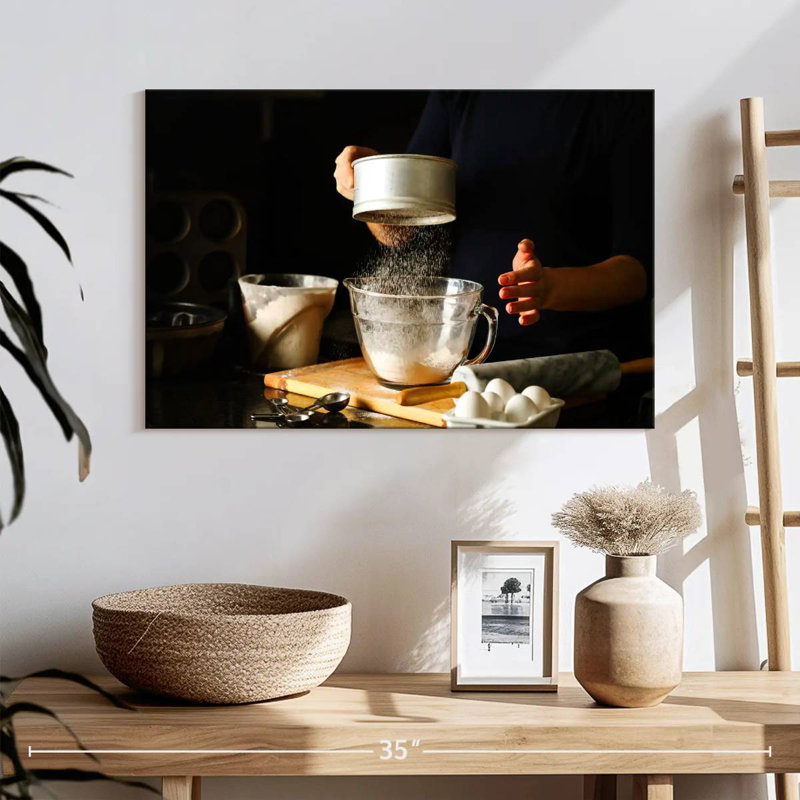 Senne Sifting Flour, 16" H x 24" W