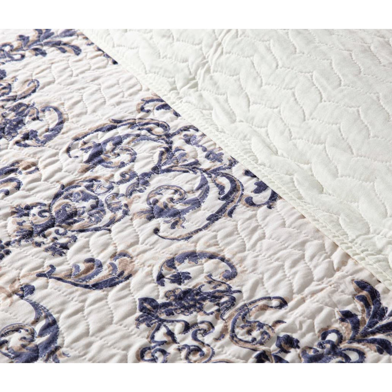  Ivory Microfiber 3 Piece Floral Medallion Quilt Set, King Quilt + 2 King Shams