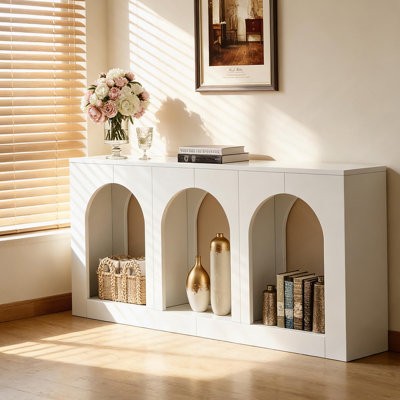 Élégante table d'appoint Arches, table d'entrée avec trois découpes arquées pour le rangement et la présentation, console stable et polyvalente