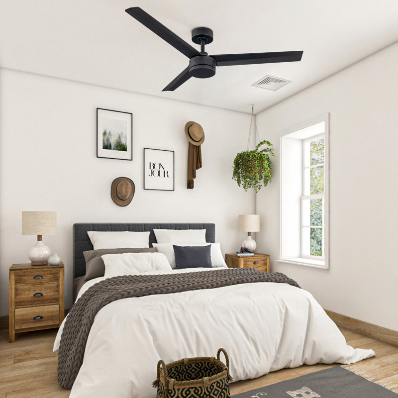 Ventilateur de plafond à 3 pales de 52 po avec télécommande Breeze Collection, Noir