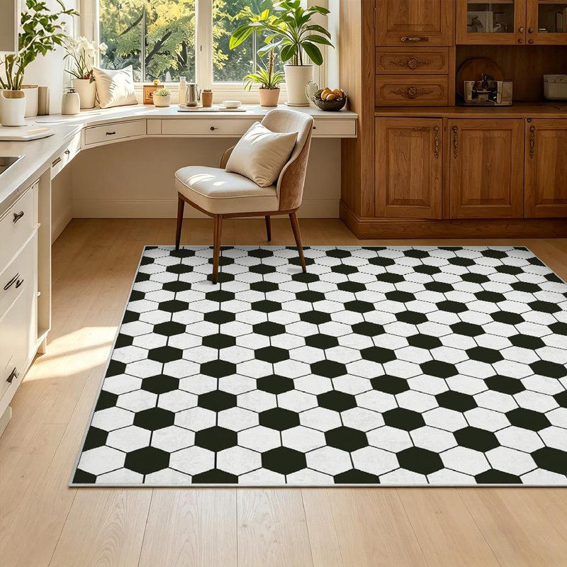 Tapis d'intérieur blanc lavable à la machine avec ballon de football, Rectangle 55" x 79"