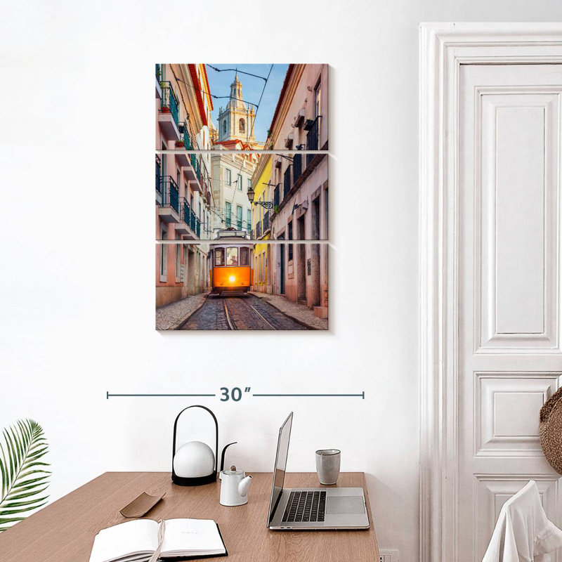 Sireci Tram Twilight Ride, 32" H x 20" W