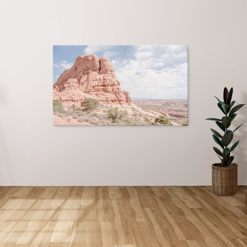 "Day Hike I" par Elizabeth Urquhart, reproduction sur toile, H 18 po x l 30 po