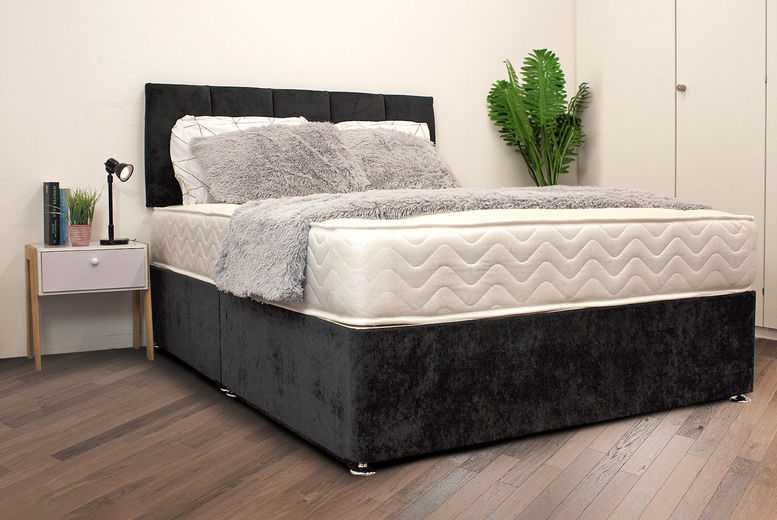 Quirien Bed with Mattress