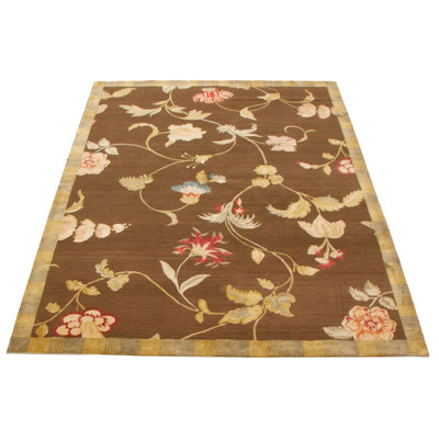 Tapis brun soyeux 6 pi 0 po x 9 pi 0 po