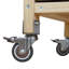 Chariot à roulettes et armoire de rangement-106343795