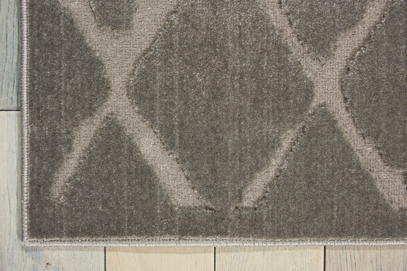 Gleam Geometric Area Rug in Gray, Rectangle 3'10" x 5'10"