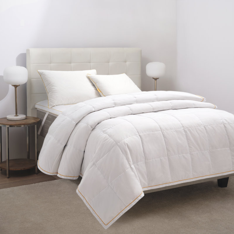 Édredon Simmons 650 en mélange de duvet et plumes toutes saisons, Édredon simple en duvet