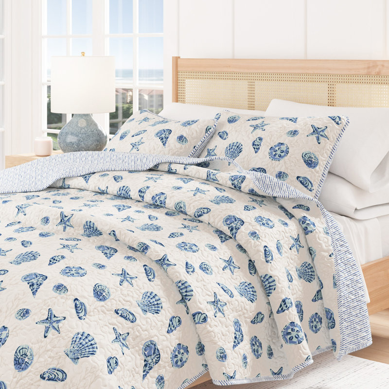 Ensemble de courtepointe réversible avec taies décoratives Coastal Inspired, Coquillages bleus