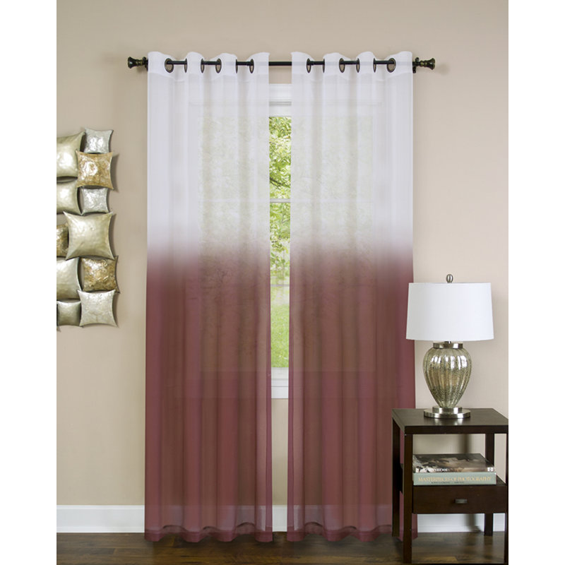 Paire de rideaux semi-transparents avec œillets Wetherell, L 52 po x L 84 po, Bourgogne