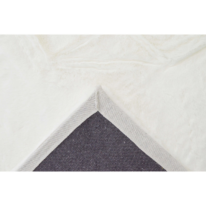 Nikith Rug