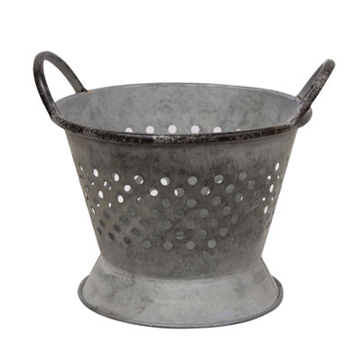 CWI Gifts Colonial Kitchen Metal Colander