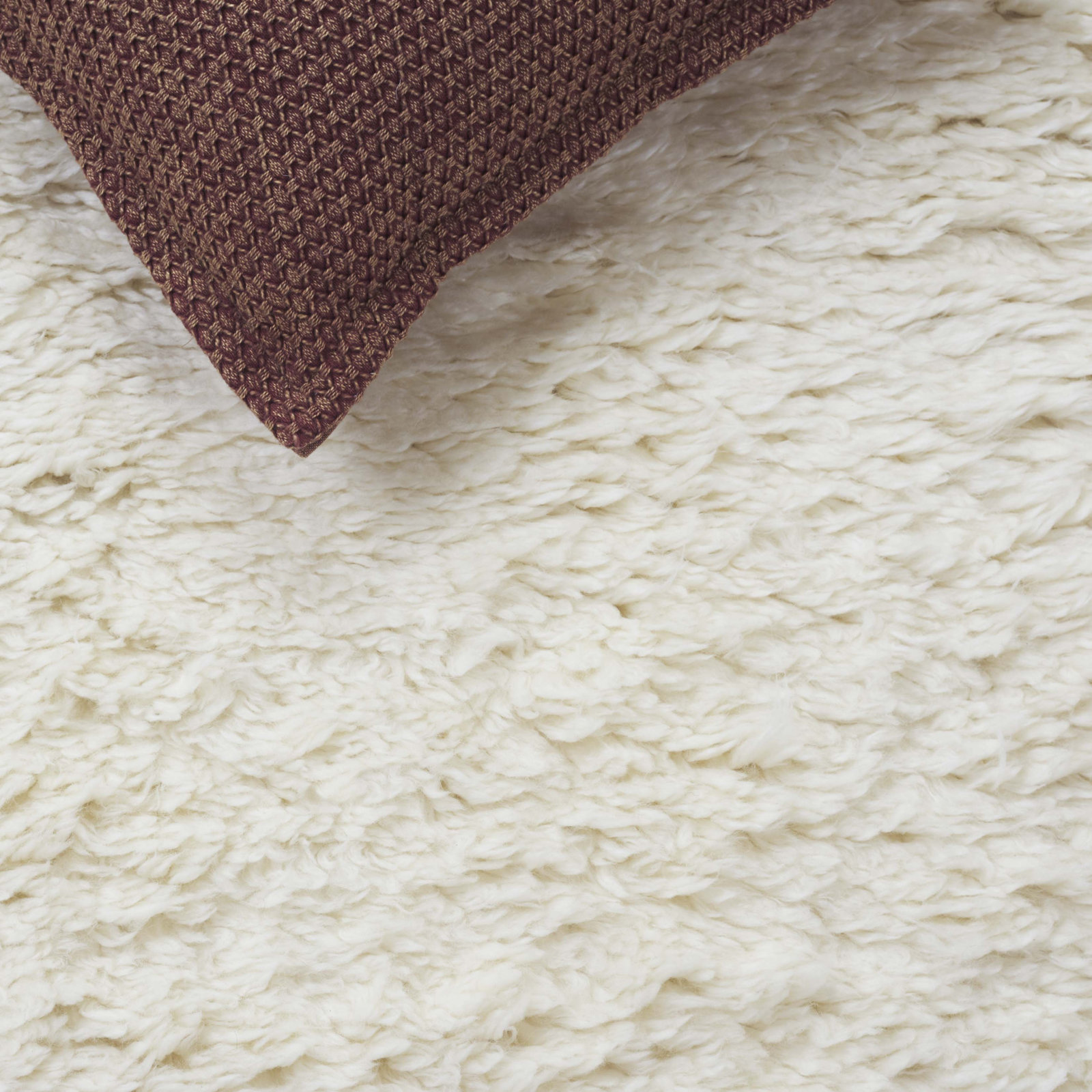 Abriel Handmade Wool Ivory Rug, Rectangle 10' x 14'
