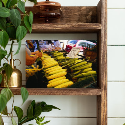 Corncobs dans un étal de marché, Grand Rapids, Kent County, Michigan, États-Unis, plante murale, art contemporain