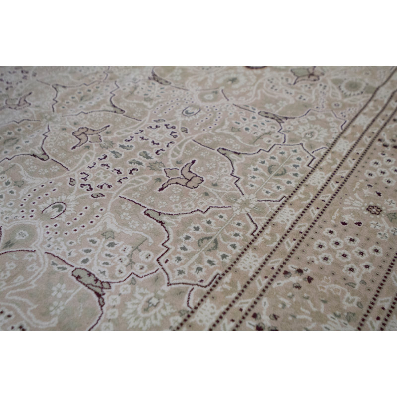 Tapis ivoire noué à la main de haute qualité