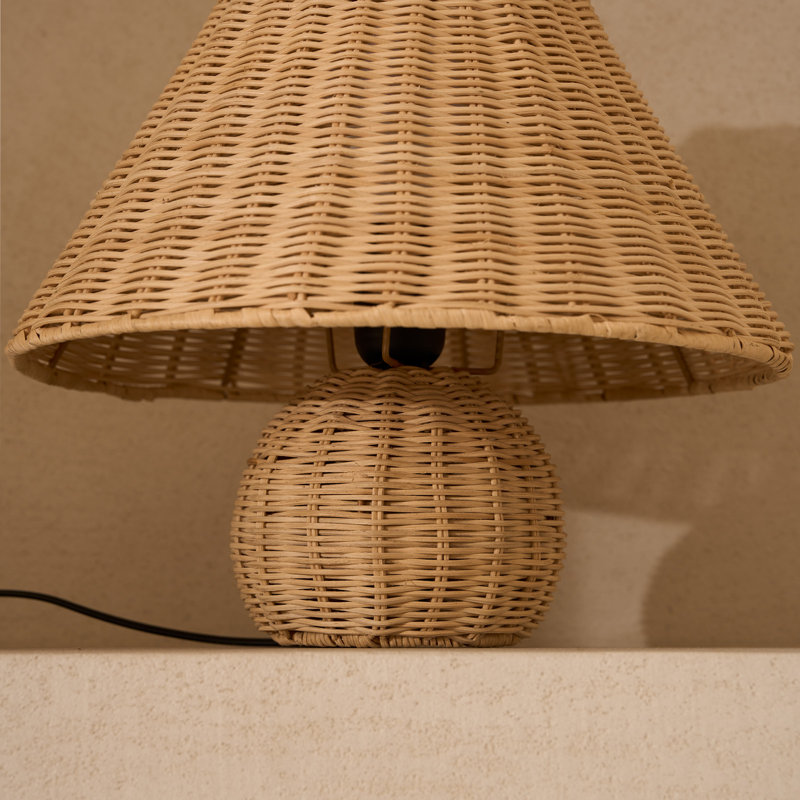 Lampe de table en rotin faite à la main en bambou