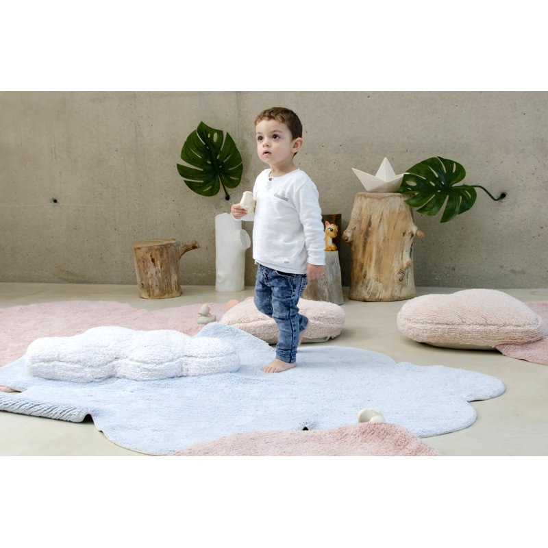 Solid Color Handmade Tufted Novelty 3'7" x 5'7" Cotton Area Rug in Blue/ Soft blue