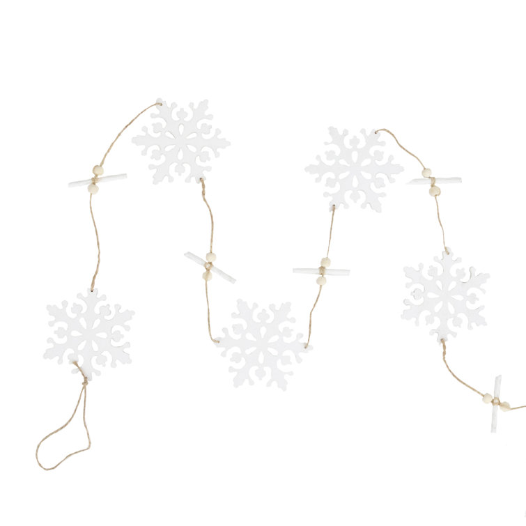 https://assets.wfcdn.com/im/87543605/resize-h755-w755%5Ecompr-r85/2346/234621817/4%27+White+Snowflakes+on+Jute+Rope+Hanging+Christmas+Garland.jpg